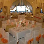 Faros Luxury