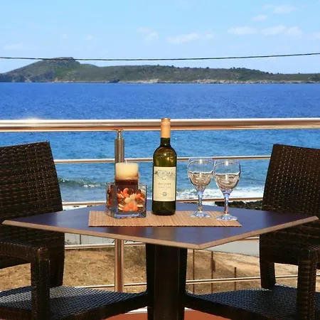 Faros Luxury 4* Marathópolis