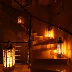 Ξενοδοχείο με διαμερίσματα Faros Luxury 4*