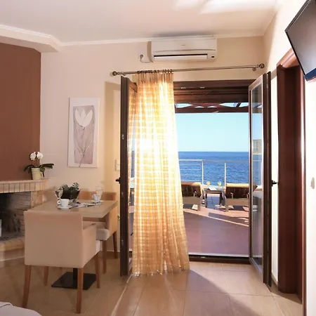 Faros Luxury