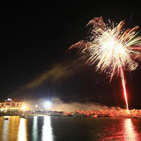 Aparthotel Faros Luxury 4*