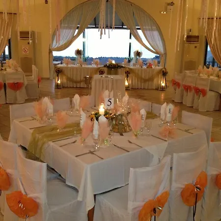 Faros Luxury