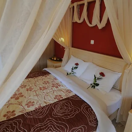 Faros Luxury 4* Μαραθόπολη