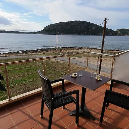 Faros Luxury Aparthotel 4*