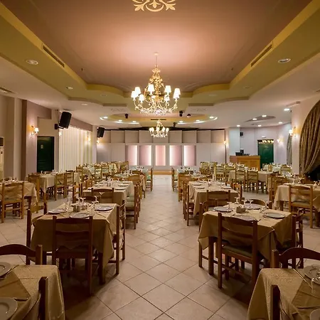 Faros Luxury