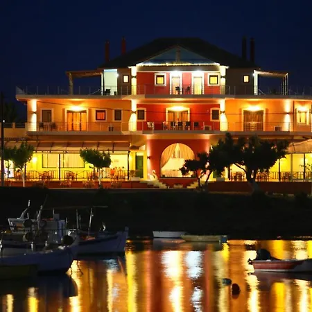 Faros Luxury Ξενοδοχείο με διαμερίσματα Μαραθόπολη