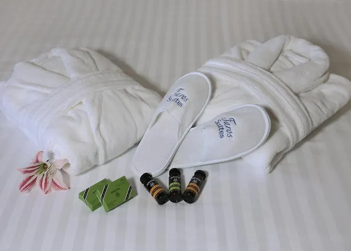 Faros Luxury 4* Marathopoli