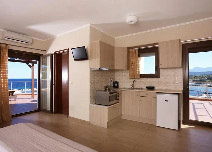 Faros Luxury Апарт-отель