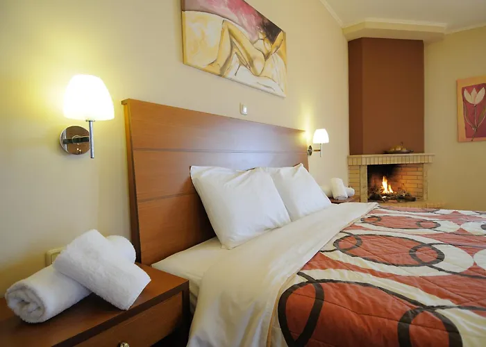 Faros Luxury 4* Marathopoli