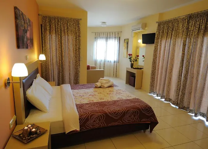 Faros Luxury Apart Otel Marathopoli