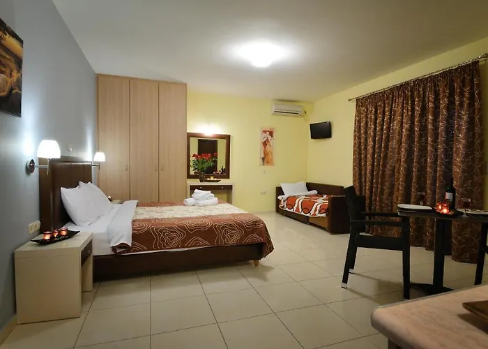 Faros Luxury Апарт-отель Маратополис