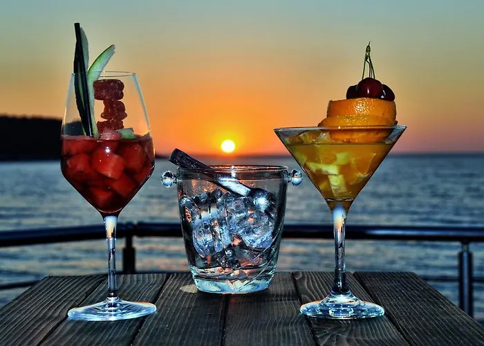 Apart Otel Faros Luxury Marathopoli